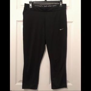 Nike Relay Dri-FIT Foldover Black Crop Tights